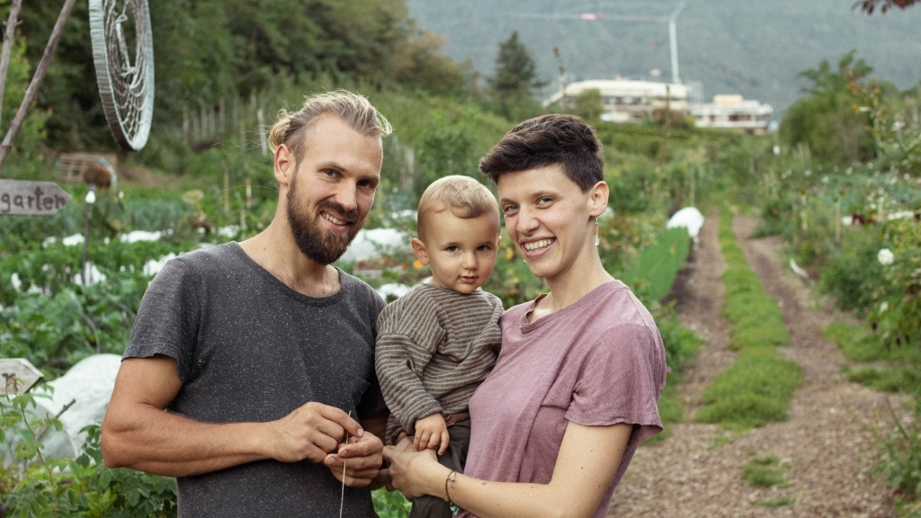 FARM LIKE A HERO EXPERIENCE: LISA KAGER & JAKOB HALLER